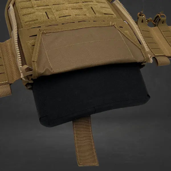 Adjustable retention and riser for small through large plates